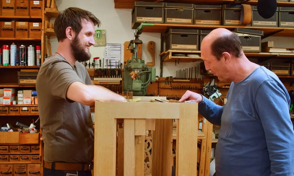 Man merkt: die Leute arbeiten gerne in der Orgelwerkstatt