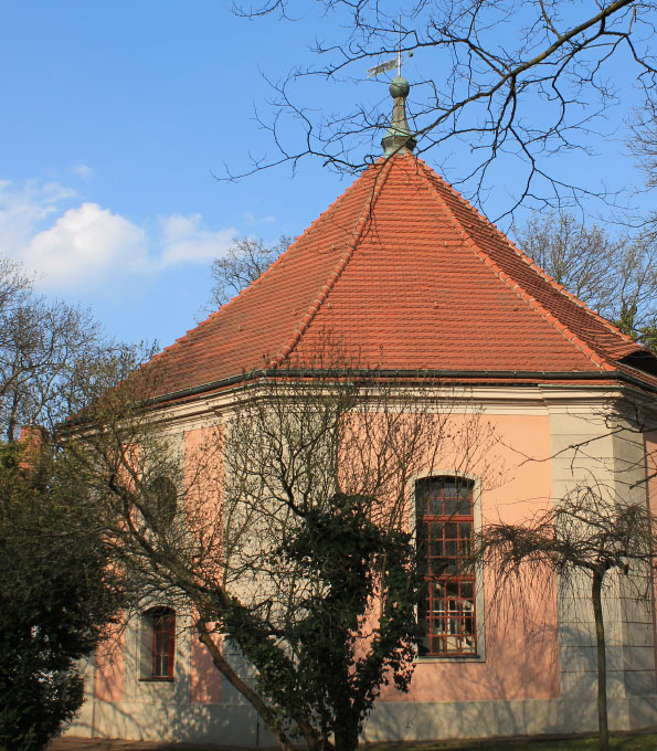 „Alte Kirche“ in Berlin-Zehlendorf