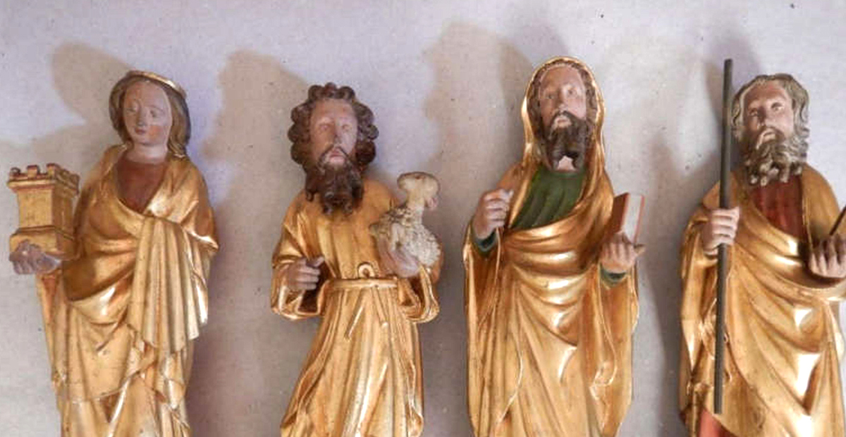 Figuren aus dem Flügelaltar der Versöhnungskirche Iserlohn nach der Restaurierung