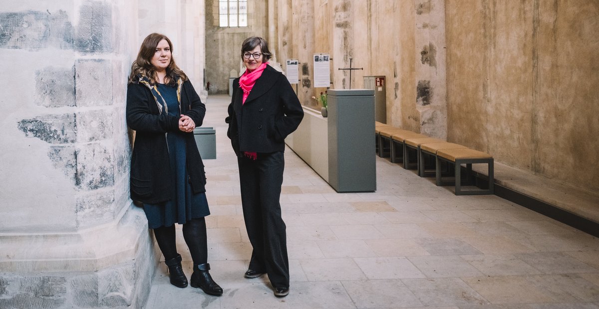 Kerstin Menzel und Catharina Hasenclever in der Walloner Kirche zu Magdeburg