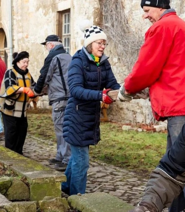 Gemeinsamer Einsatz an der Martinskirche Apolda