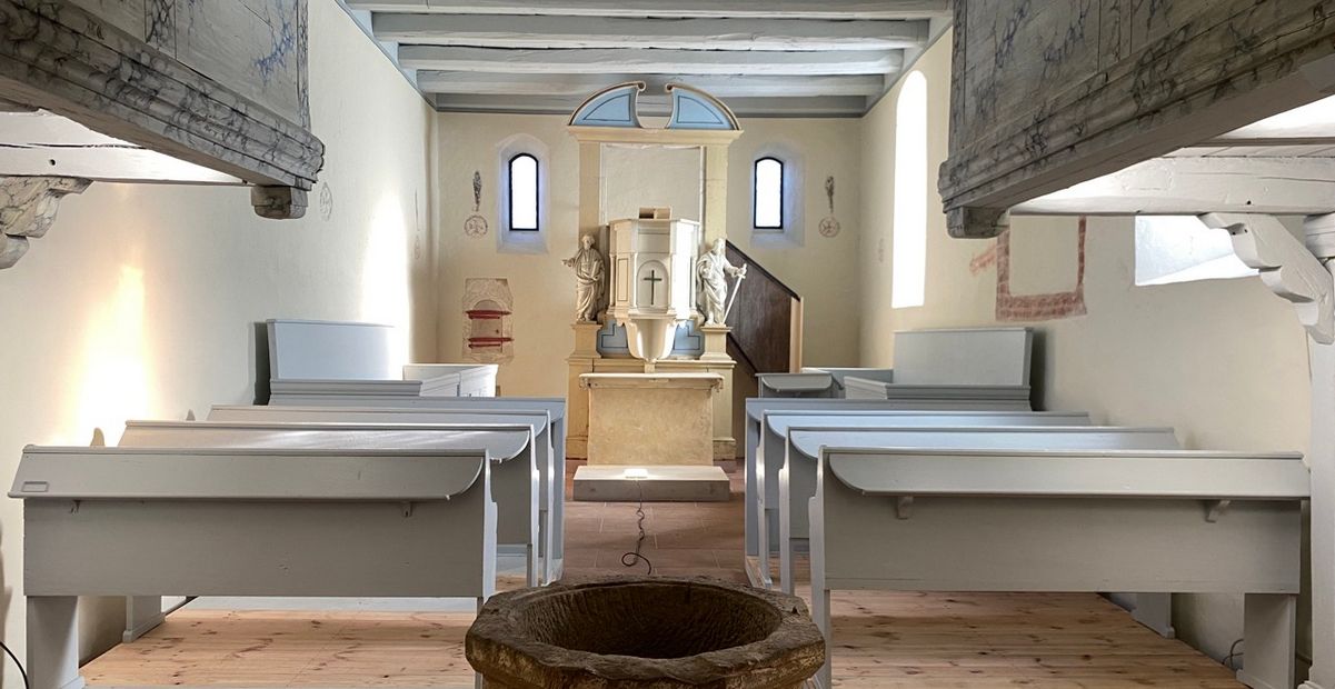 Frisch sanierter Innenraum von St. Bartholomäus Gersdorf (Sachsen-Anhalt)