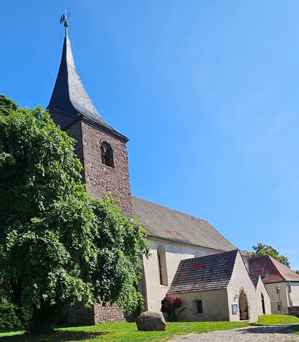 St. Peter und Paul Niederndodeleben (Sachsen-Anhalt)
